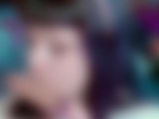 Camiiowo's Live Sex Cam Show