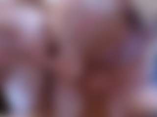 Camiiowo's Live Sex Cam Show