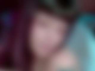 Camiiowo's Live Sex Cam Show