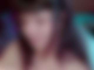 Camiiowo's Live Sex Cam Show