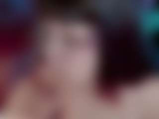 Camiiowo's Live Sex Cam Show