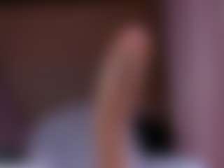Camiiowo's Live Sex Cam Show
