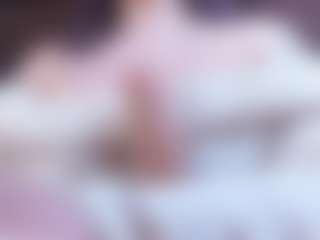 Camiiowo's Live Sex Cam Show