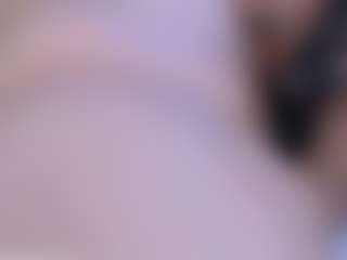 Camiiowo's Live Sex Cam Show
