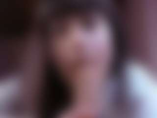 Live cam show with Camiiowo - Shaved on Camsoda