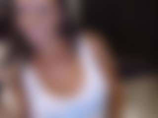 MissAndreaNicole's Live Sex Cam Show
