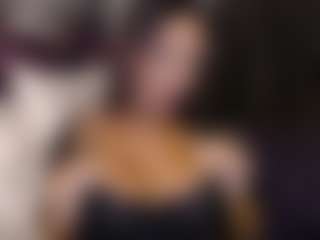 MissAndreaNicole MILF webcam performer live streaming