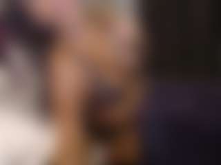 MissAndreaNicole's Live Sex Cam Show