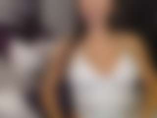 Live cam show with MissAndreaNicole - Sexwebcam Athletic on CamwithHer