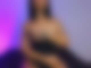 Live cam show with KimberlyJackson - Latina Petite on Camsoda | colombia