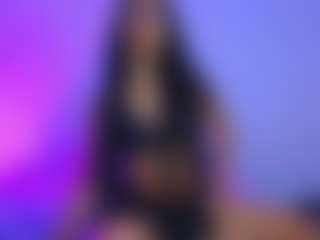 Live cam show with KimberlyJackson - Facial Piercings on sexylivex.com