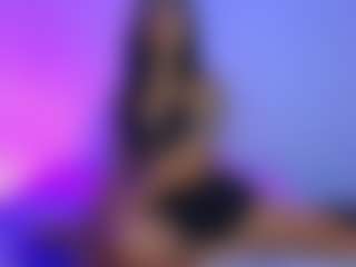 Live cam show with KimberlyJackson - Black Petite on galaxygirlnitro.com
