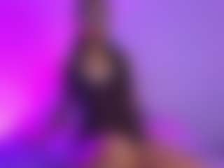 Live cam show with KimberlyJackson - Skinny on sexytreat.net