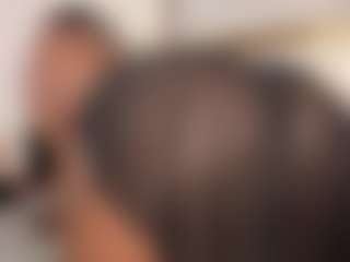 Live cam show with MiaaXXX - Masturbate on Soda Cam
