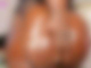 MiaaXXX's Live Sex Cam Show