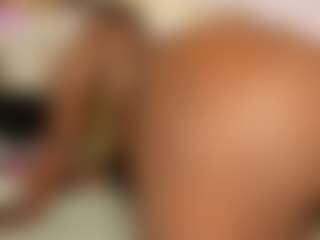 Live cam show with MiaaXXX - Fetish on CamClone