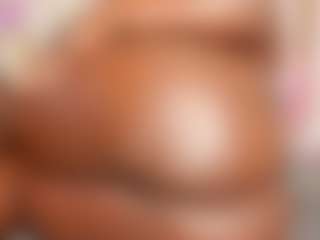 Live cam show with MiaaXXX - Bikini on Soda Cam