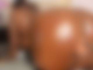 MiaaXXX's Live Sex Cam Show