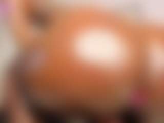 MiaaXXX's Live Sex Cam Show