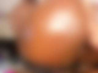 MiaaXXX's Live Sex Cam Show