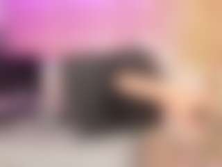 MiaaXXX's Live Sex Cam Show