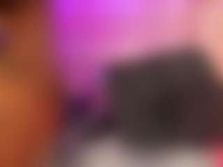 MiaaXXX's Live Sex Cam Show