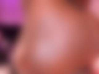 Live cam show with MiaaXXX - Ebony on Camsoda | colombia