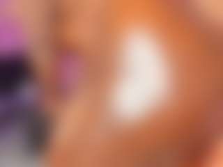 Live cam show with MiaaXXX - BBW on SquirtSoMuch
