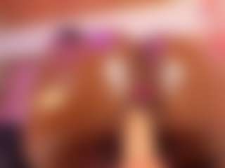 MiaaXXX's Live Sex Cam Show