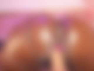 Live cam show with MiaaXXX - Ebony Toys on Stripli.com