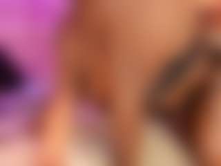MiaaXXX's Live Sex Cam Show