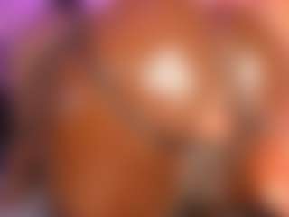 MiaaXXX's Live Sex Cam Show