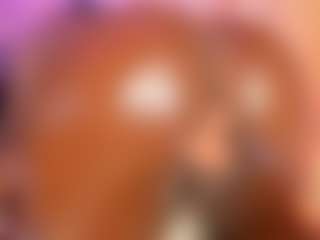 MiaaXXX's Live Sex Cam Show