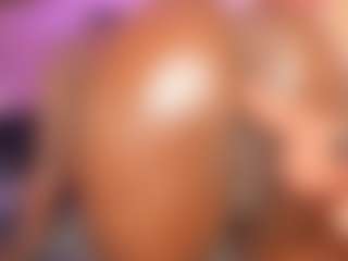 Live cam show with MiaaXXX - Ebony Big Tits on hrnylive.com