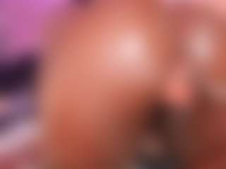 MiaaXXX's Live Sex Cam Show