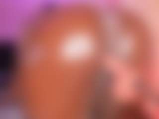 MiaaXXX's Live Sex Cam Show