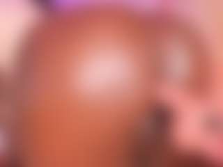 MiaaXXX's Live Sex Cam Show
