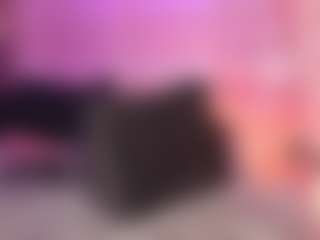 MiaaXXX's Live Sex Cam Show