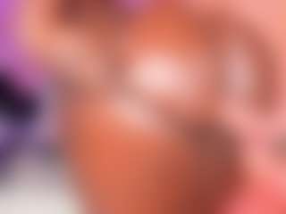 Live cam show with MiaaXXX - Public Black on Camsoda