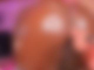 Live cam show with MiaaXXX - Brown Eyes Black on Uber Horny