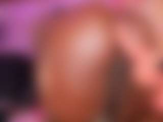 Live cam show with MiaaXXX - Fingering on Hubzter Live