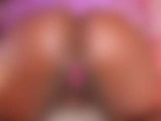 Live cam show with MiaaXXX - Ebony Fetish on Fling VIP Chat