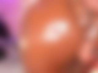 MiaaXXX's Live Sex Cam Show