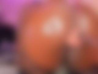 MiaaXXX's Live Sex Cam Show