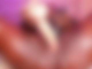 MiaaXXX's Live Sex Cam Show