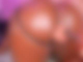 Live cam show with MiaaXXX - Black Shaved Pussy on Camsoda