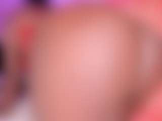 Live cam show with MiaaXXX - Public BBW on CamClone