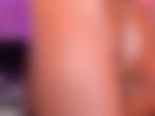 MiaaXXX's Live Sex Cam Show