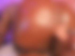 Live cam show with MiaaXXX - Brown Eyes on Camsoda