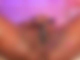 MiaaXXX's Live Sex Cam Show